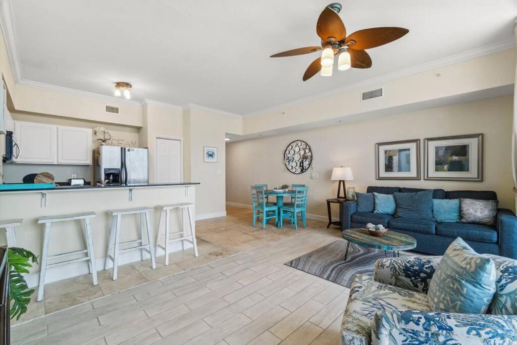 Ocean Front 29th Floor - Must Be 25 To Book *