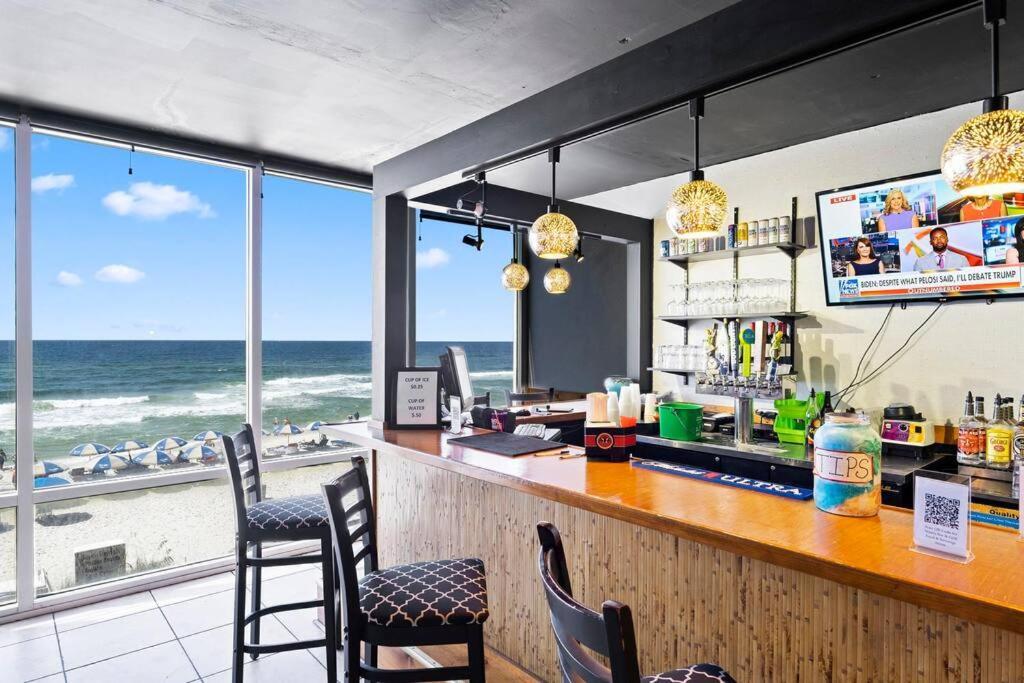 Ocean Front 29th Floor - Must Be 25 To Book Holiday home Panama City Beach