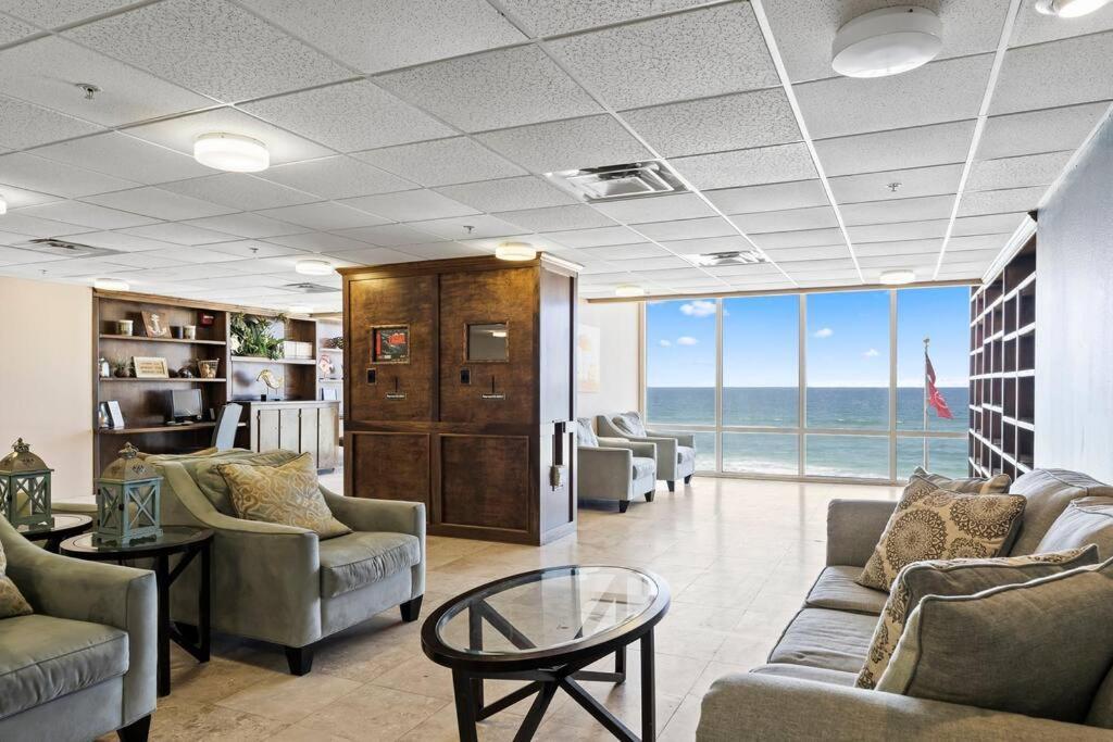 Ocean Front 29th Floor - Must Be 25 To Book Holiday home